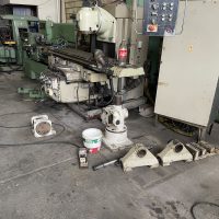 فرز هکرت ۴۰۰ آلمانشرقی دارای کلگی ایزو ۵۰ کلگی مرکب دوعدد یاتاقان میل دورن تابلو فابریک تایکوپ گیره درجه یک حمید نژادفر ۰۹۱۴۵۶۸۰۵۸۸ تماس ۰۹۱۴۷۶۱۶۲۸۵ واتساپ